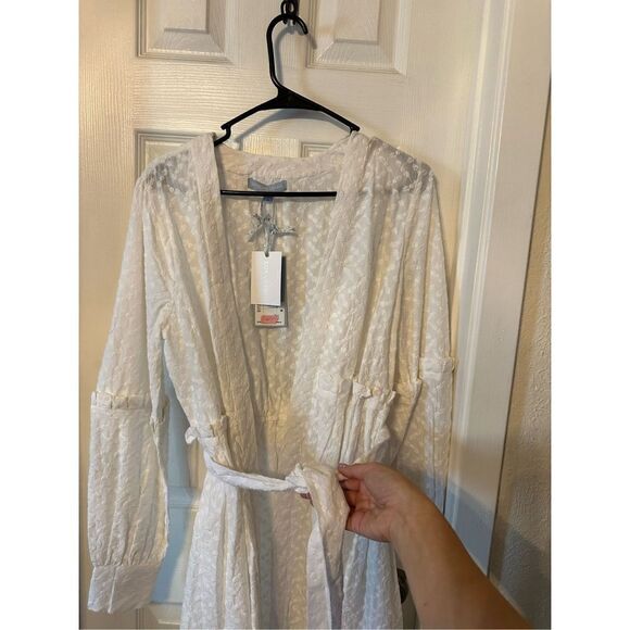 Antonio Melani x Born on Fifth Harbor Island Swim Wrap Cover-Up White Medium NWT - Picture 3 of 9